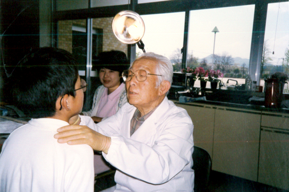 西鉄平尾駅・【松尾歯科クリニック】・親族お祝い